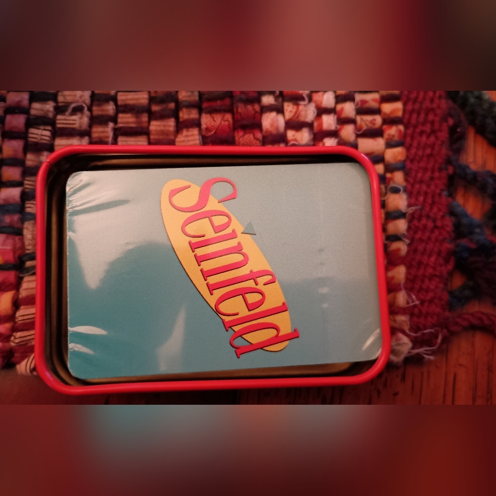 Seinfeld Salt & Pepper, Napkin Dispenser, Screenplay, & Cards Set - Picture 2 of 5